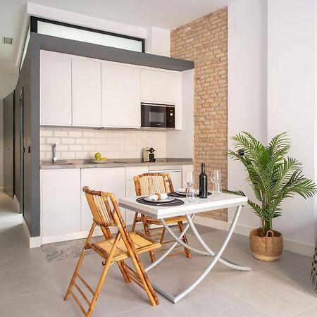 Hommyhome Conteros Cathedral Apartments เซบีญา ภายนอก รูปภาพ